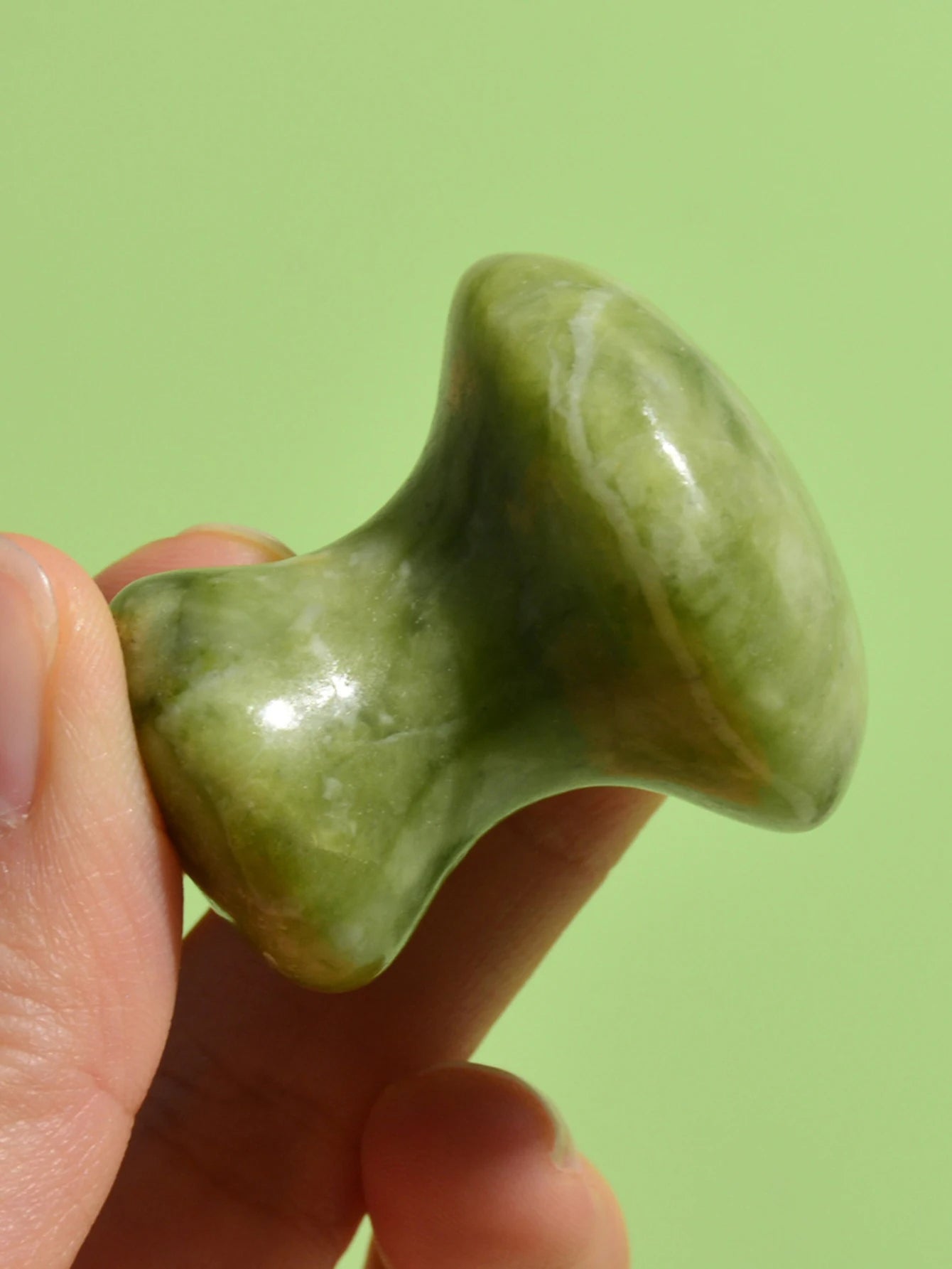 Natural Green Quartz Mushroom Face Massager – Ergonomic Beauty Tool