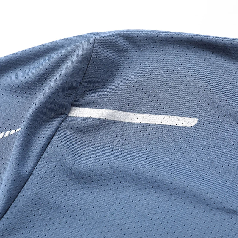 CHRLCK Men’s Quick-Dry Sports T-Shirt – Lightweight & Breathable
