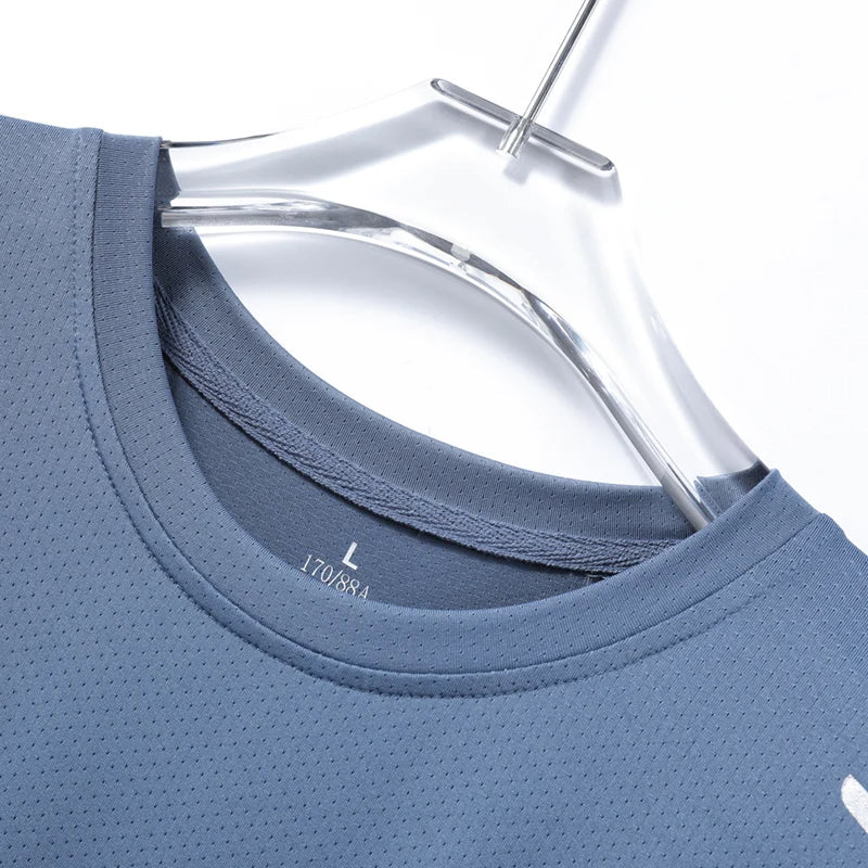 CHRLCK Men’s Quick-Dry Sports T-Shirt – Lightweight & Breathable