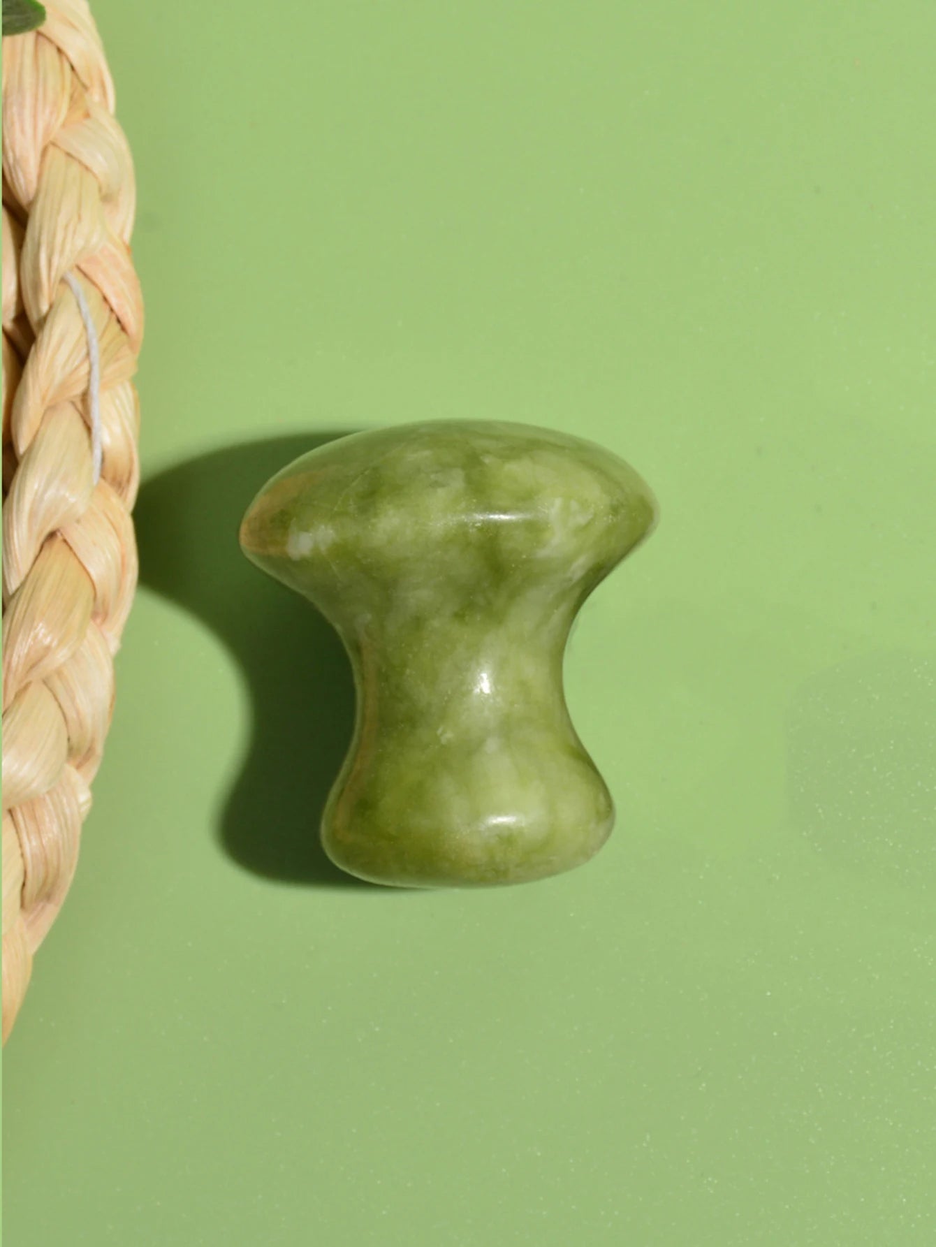 Natural Green Quartz Mushroom Face Massager – Ergonomic Beauty Tool